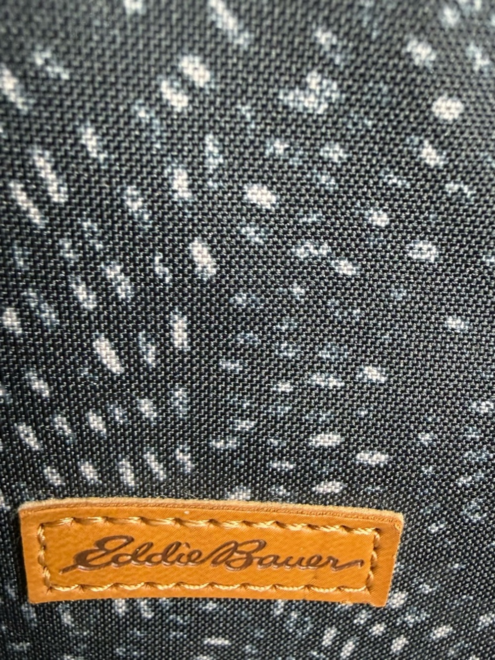 Women’s Eddie Bauer Crossbody Bag, Black - Picture 2 of 10